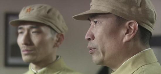 豆瓣高分諜戰劇《風箏》中，出賣六哥的江萬朝自殺，是為了掩護韓 戲劇 第1張