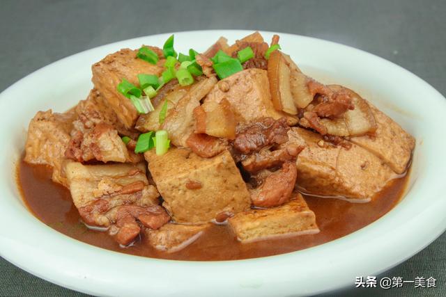 豆腐不要紅燒了，教你一道東北壓鍋豆腐，10分鐘出鍋，簡單又好吃 未分類 第1張