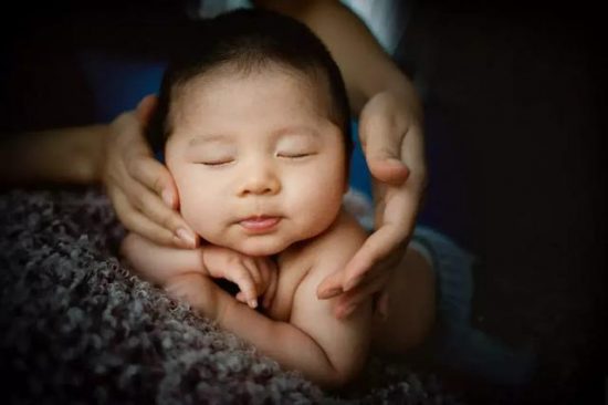 孕期睡眠攻略：孕媽一人睡好，收獲兩份安心 未分類 第1張