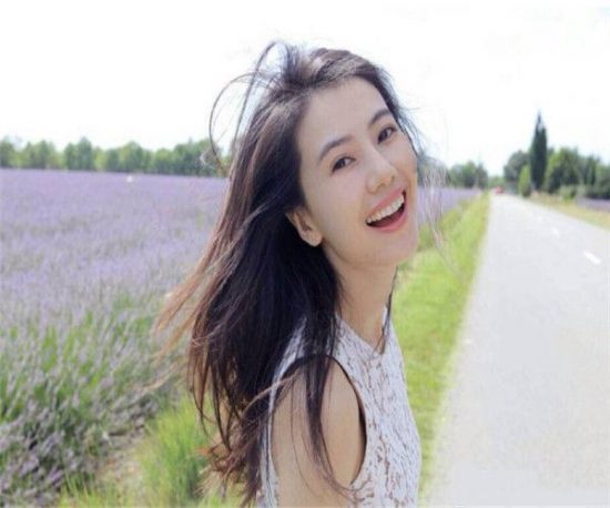 趙又廷跟她同居四年，比高圓圓年輕有氣質，今37歲美成單身少女 娛樂 第1張