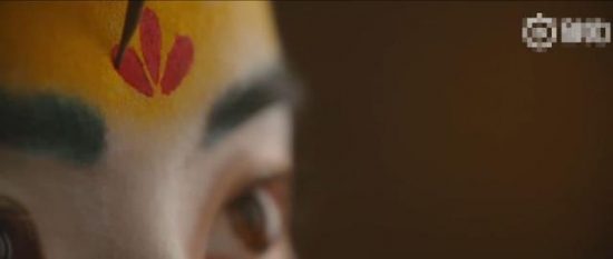 劉亦菲憑《花木蘭》預告片屠版熱搜，這個木蘭的妝容真的槽點滿滿嗎？ 娛樂 第12張
