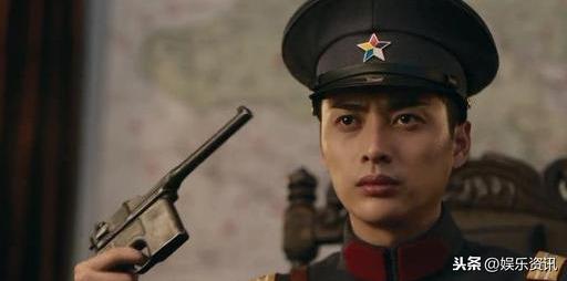 《盜墓筆記2》慶萍說愛不遜，其實隻愛他哥，副官對不遜才是真愛 娛樂 第5張