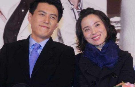 因拍吻戲被豪門老公嫌棄，二婚嫁給靳東，如今41歲被寵成公主 娛樂 第3張