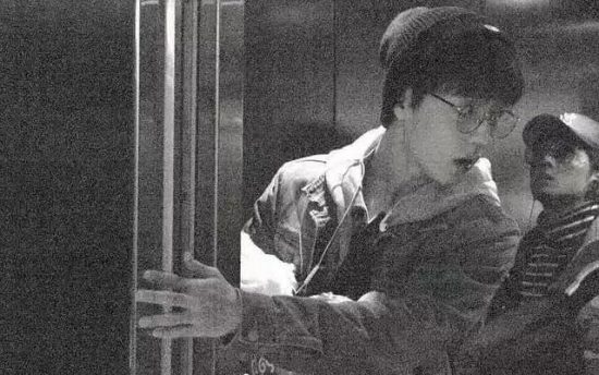 電梯間裡的男明星：陳偉霆真不一定算最帥，肖戰這個小細節夠暖心" 娛樂 第7張