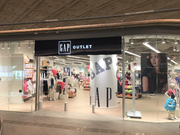 全香港地區首間Gap Outlet 開業