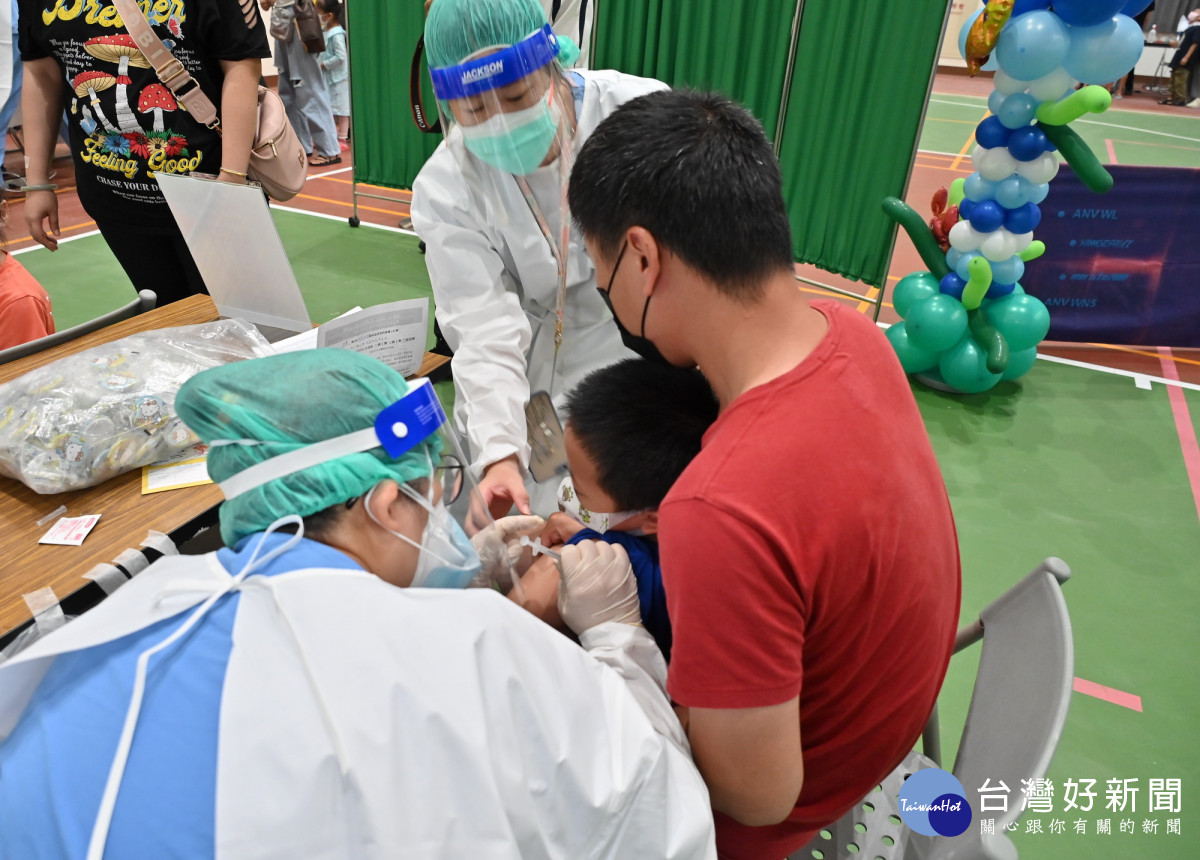 臺東縣府連2日開設幼生BNT疫苗快打站　施打率7成8 台灣好新聞 第1張