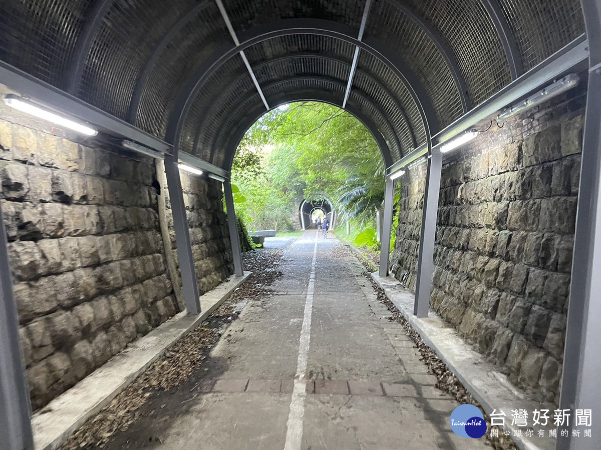 騎單車小旅行穿越猴硐舊隧道群　探索蘊含深度歷史及自然風光 台灣好新聞 第1張