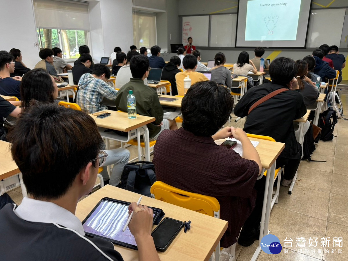 暨大學生搶修演算法理論課　前校長李家同驚嘆：全國最偉大的大學 台灣好新聞 第1張