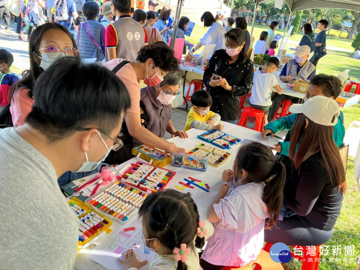 台中最Chill閱讀野餐　生活好書福市集周末四張犁農村公園登場 台灣好新聞 第1張