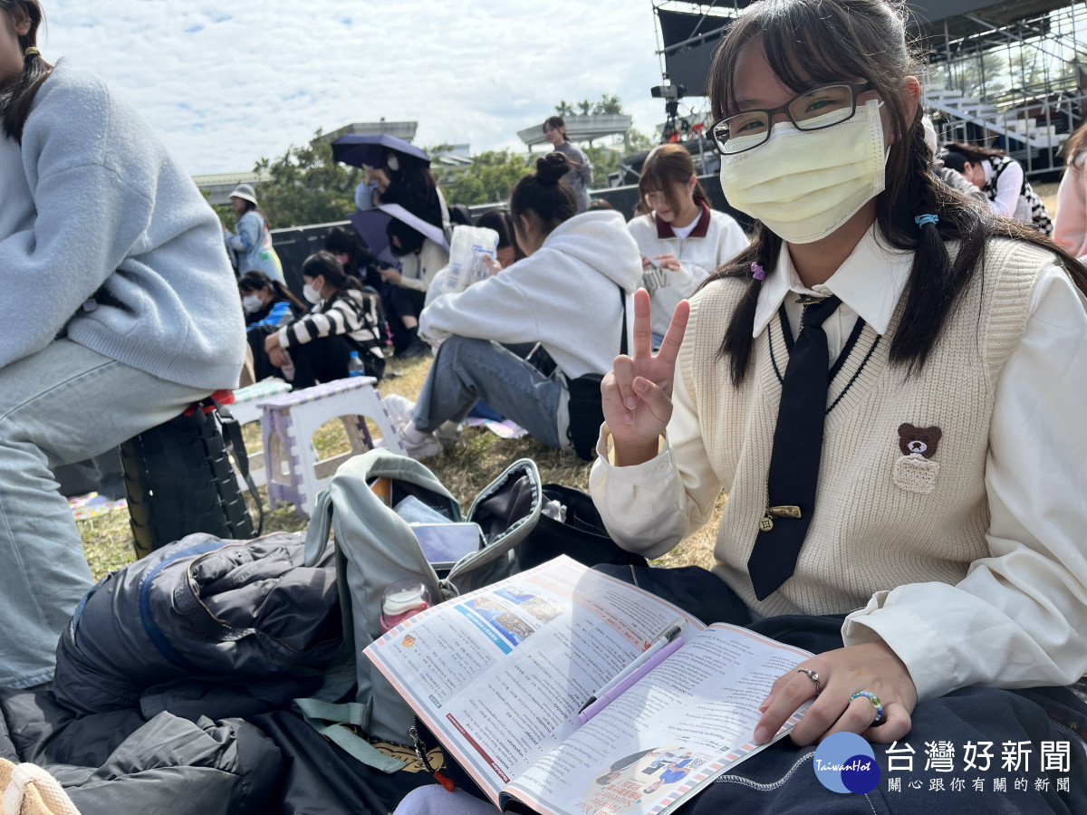 台南耶誕演唱會湧入全台粉絲　韓團EVNNE 熠熠生輝 台灣好新聞 第1張