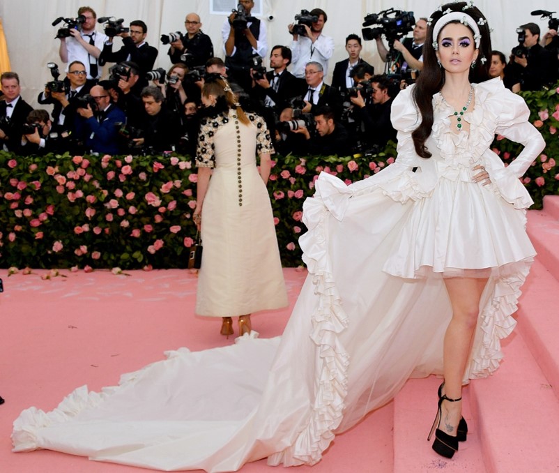 2019 Met Ball紅毯吸睛！Lady Gaga邊走邊脫、Katy Perry變吊燈，看完居然有點心疼-尋夢新聞