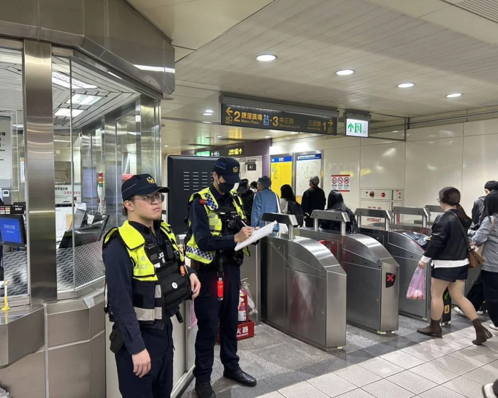 圖／蘆洲分局表示，近期已加強捷運站的周邊安全維護。（蘆洲警園臉書）