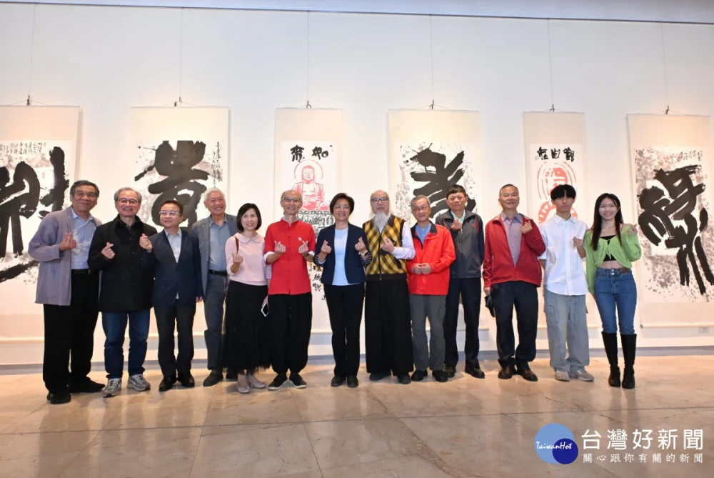 筆墨有情、金石有韻，賴錦源「十年藝覺金石夢」作品展登場。圖／記者鄧富珍攝