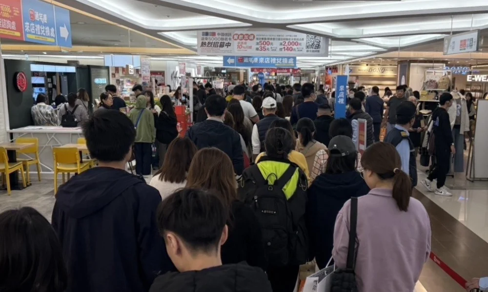 蠟筆小新來店禮人氣夯。