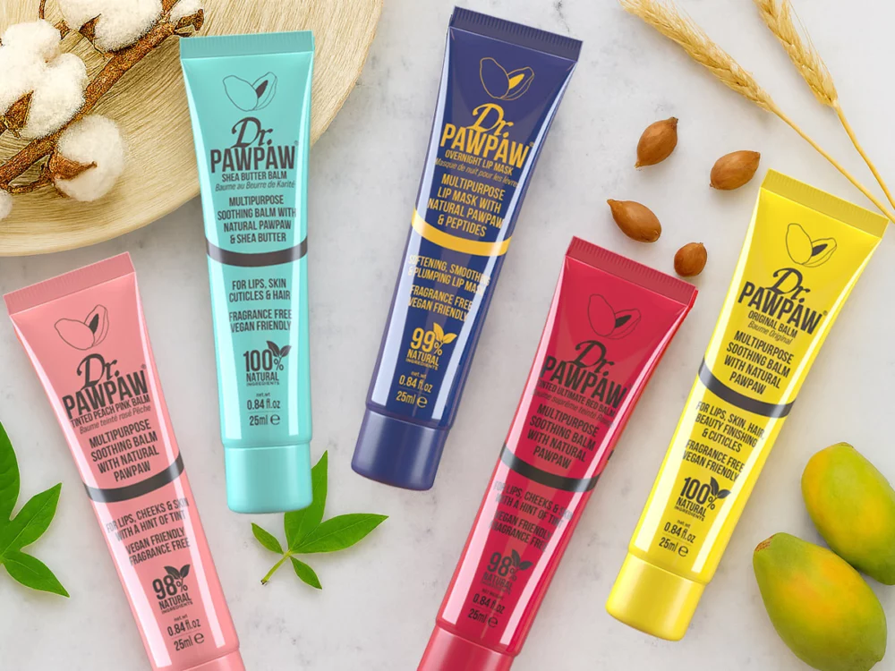 Dr.PAWPAW五款經典木瓜霜「木瓜蘆薈奇肌霜、晚安唇膜、熱戀紅潤色霜、蜜桃亮采霜、乳木果修護霜」玩出時尚色彩,滿足愛美者護膚需求。