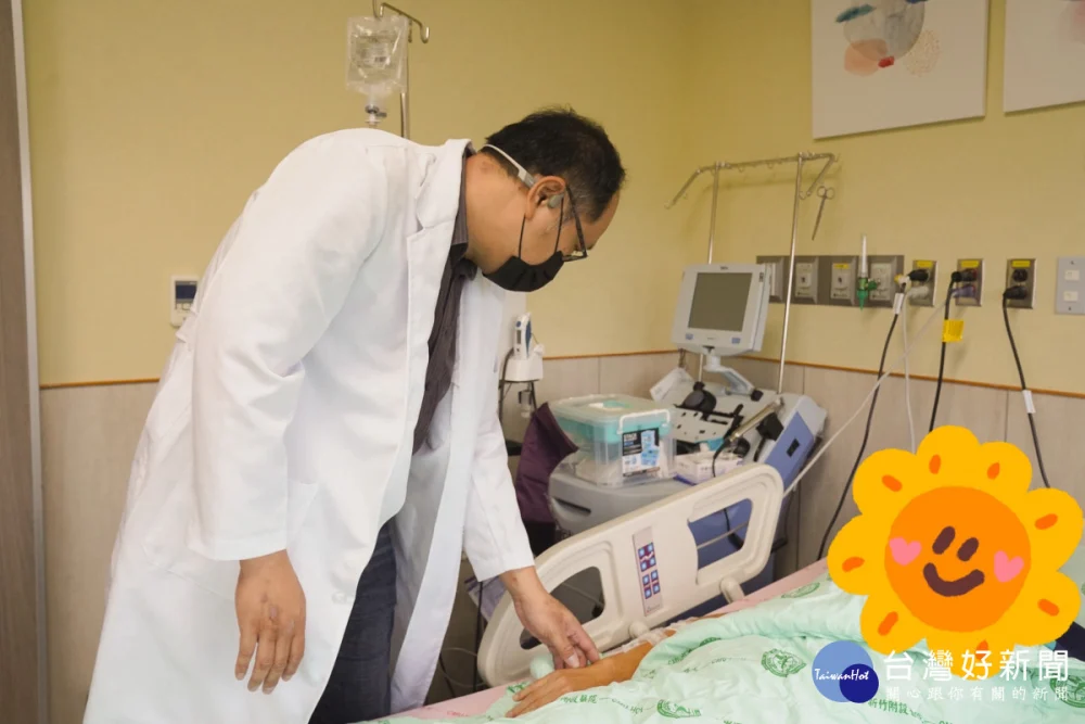 陳貝強主任強調，若出現記憶下降、語言表達變慢、情緒改變等現象，不應輕忽。