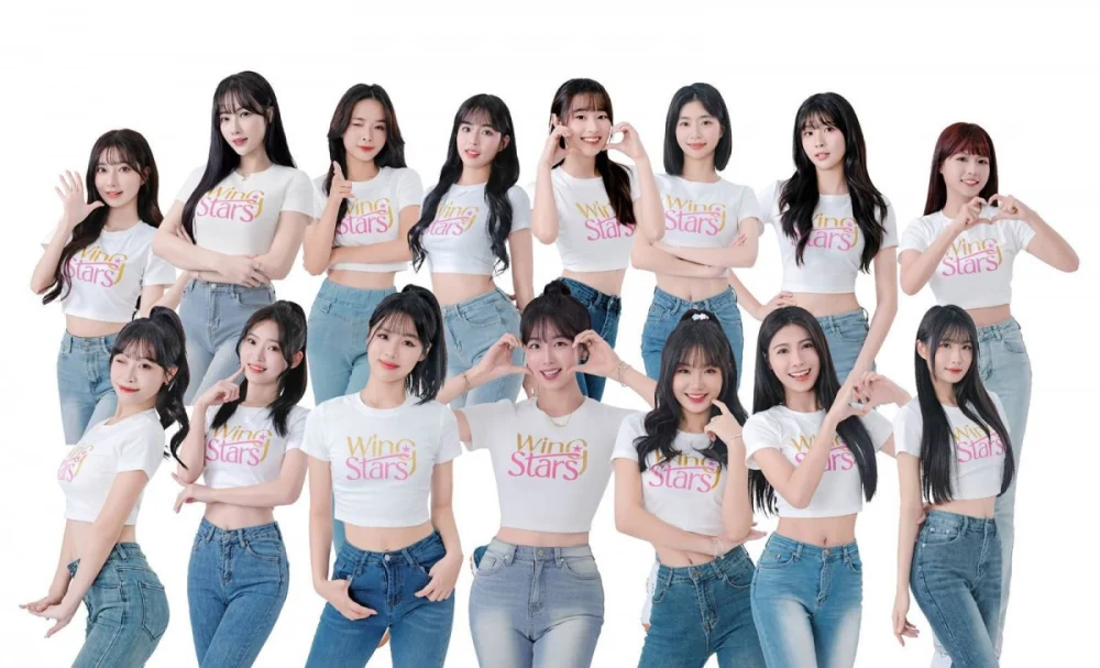 台鋼雄鷹Wing Stars啦啦隊備戰「2026雄嗨趴」，展開一系列密集訓練。（圖／高雄市府新聞局、年代提供）