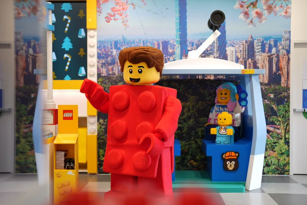 台灣樂高®全台最大授權專賣店11月29日LaLaport南港盛大開幕
匯集「六大之最」獨家體驗,砌動台灣創意能量,打造樂高迷夢幻朝聖新地標