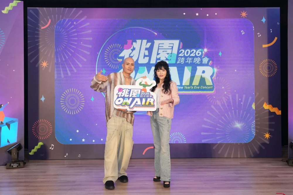 藝人唐綺陽、YELLOW黃宣出席「2026桃園ON AIR跨年記者會」。