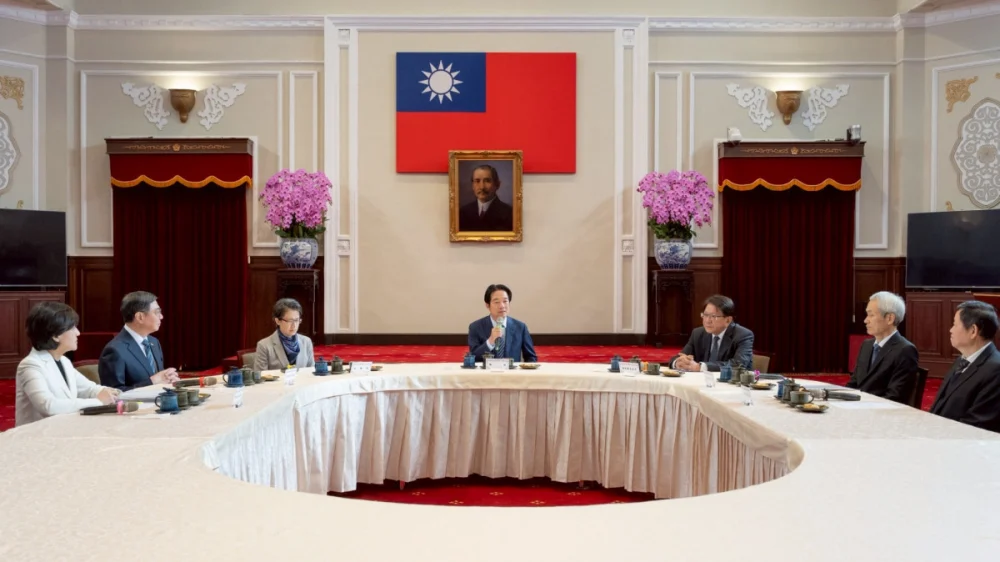 賴清德總統15日在總統府與行政院及考試院進行國政茶敘。（圖／總統府Flickr）