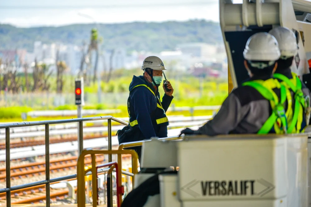 因應捷運綠線部分通車前整備,桃園捷運公司招募193人,12/29起開放報名。
