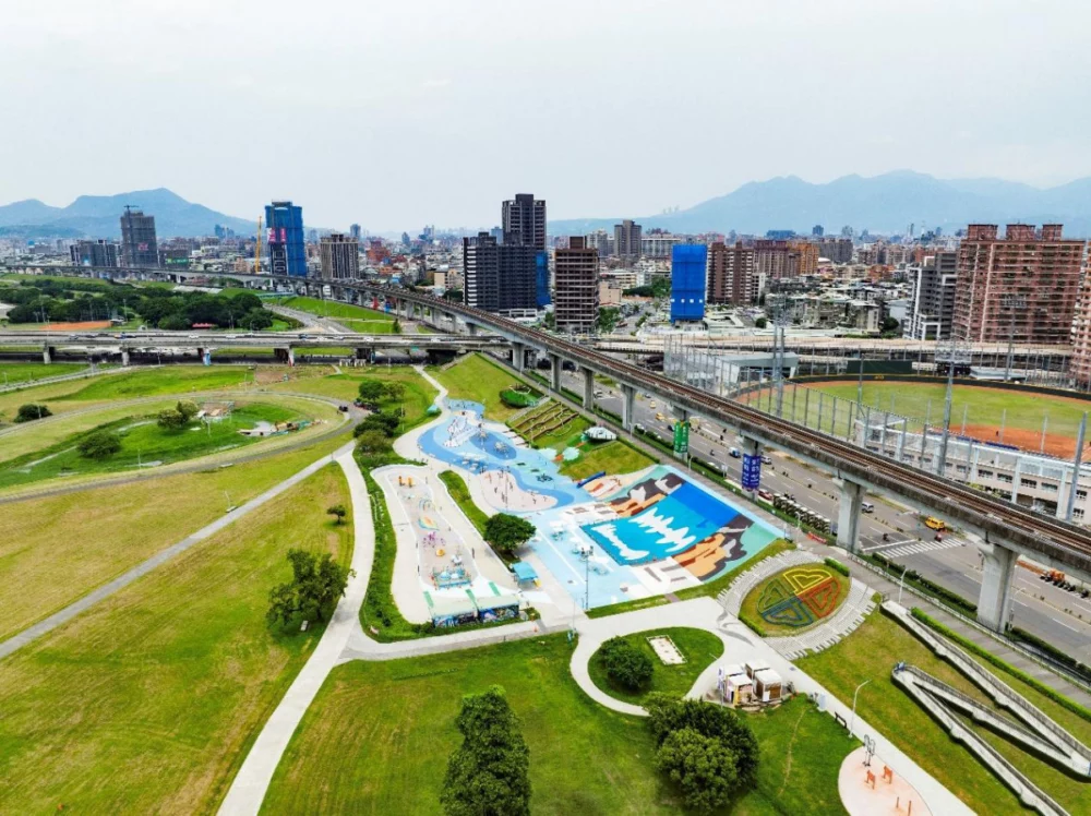 新北第一環房價相繼站上百萬元大關，三重右岸重劃區仍處於相對低基期的房價，被視為首購族入住首都核心圈的最佳上車機會。（圖／業主提供）