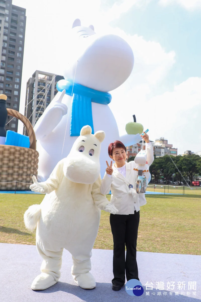 「幸福蜜馬」在台中！中台灣燈會215登