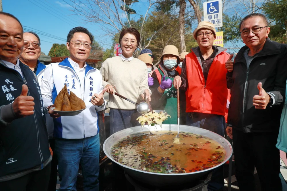 歡迎全國大眾來鹿谷品嚐冬荀美味。(縣府提供)