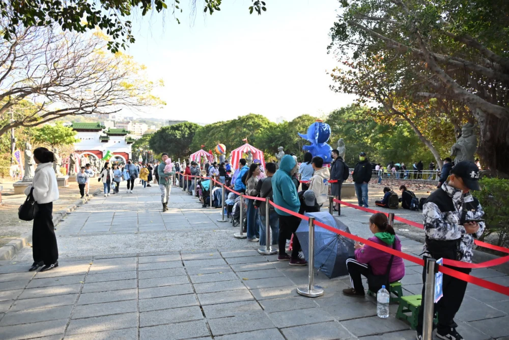 寒假燈場點亮八卦山 「2026彰化月影燈季」親子活動熱鬧開跑