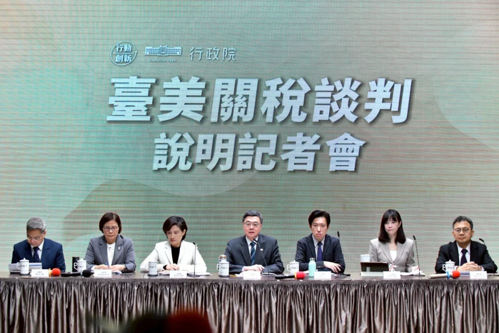 在野黨稱談判「實質加稅」 經濟部反駁:台美關稅已降至15%不疊加