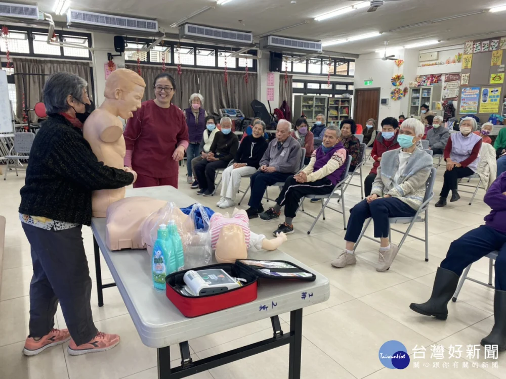 寒冬護心不缺席 北榮桃園分院深入社區傳授長輩護心撇步迎健康