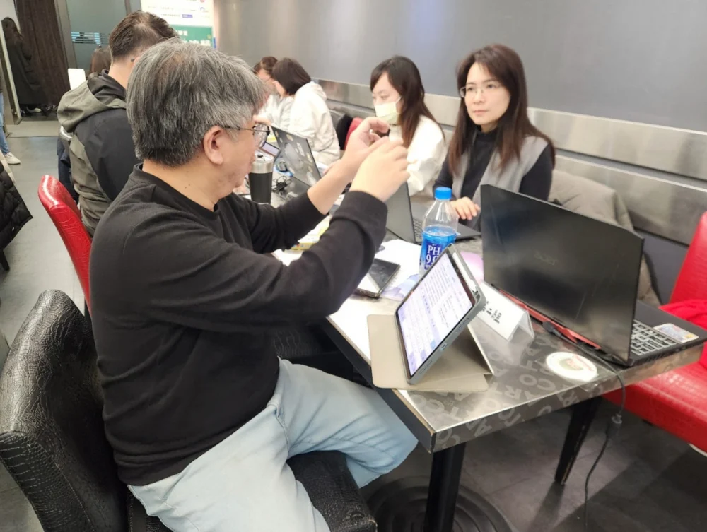 AI神助攻! 素養教育協會培力師生打造「有痕跡的思考歷程」