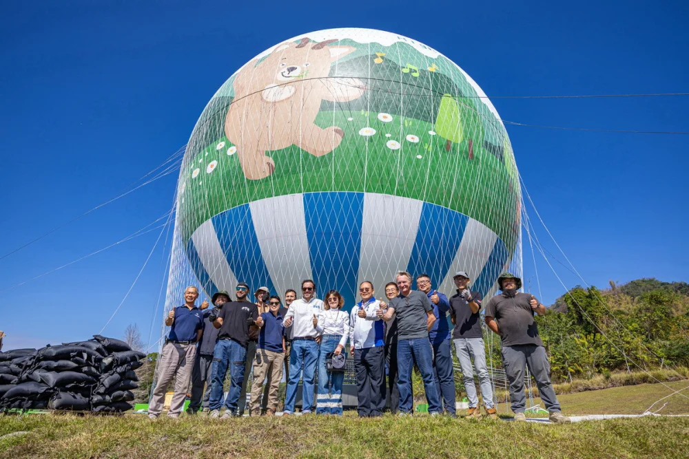 九九峰氦氣球組裝完成　外型今搶先曝光