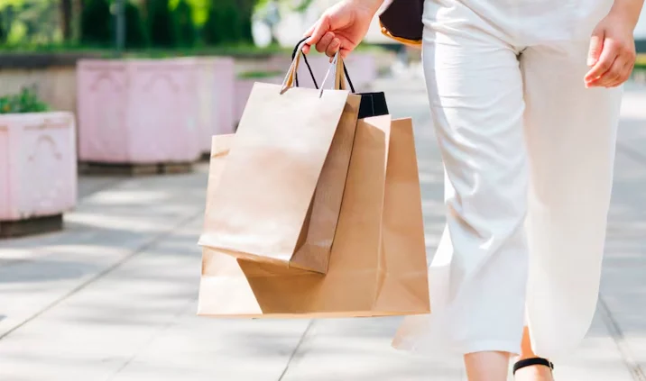 環保美學與品牌形象共榮：企業訂製手提包裝趨勢解析