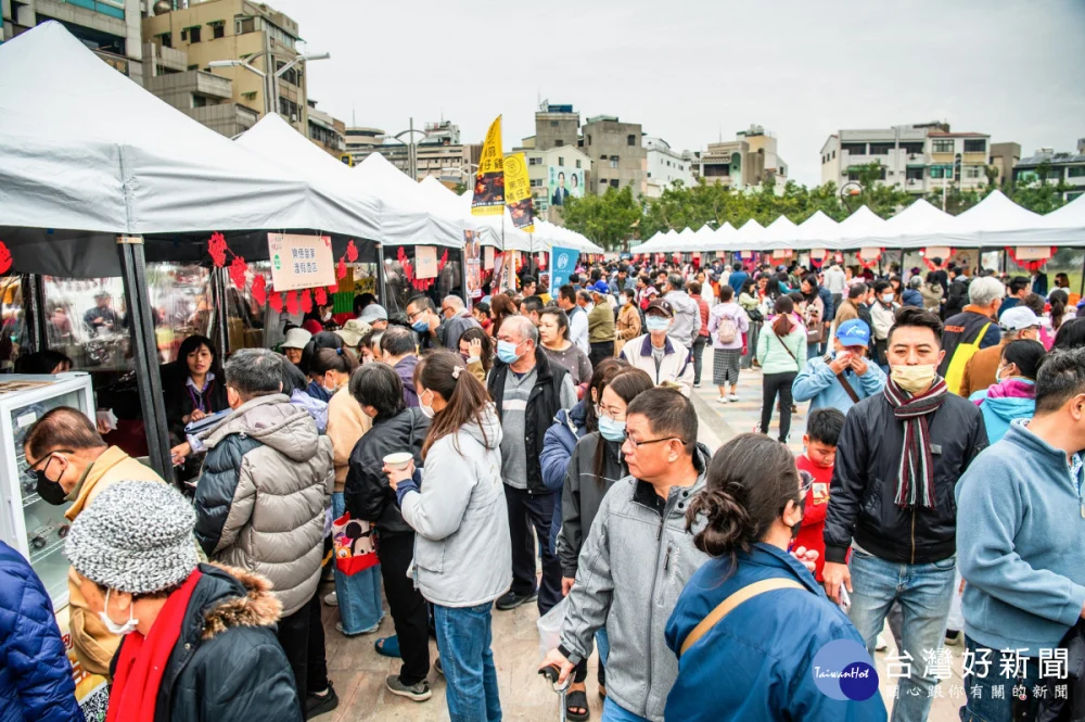 「2026嘉義市年貨大街」將在2月6日起，一連4天每天上午 10 時 30 分至下午 6 時 30 分，在文化路中央廣場熱鬧登場。（圖：資料照／嘉義市府提供）