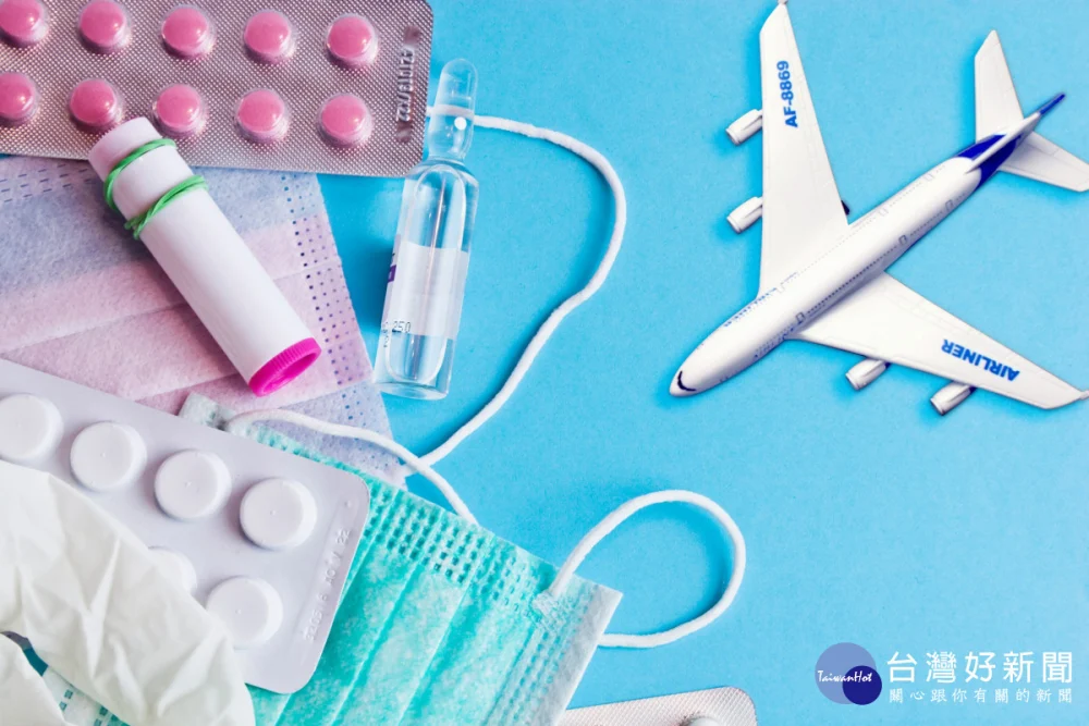 妙齡女機場嘔吐遭拒飛 醫師揭露「適航紅線」防重症（示意圖）
