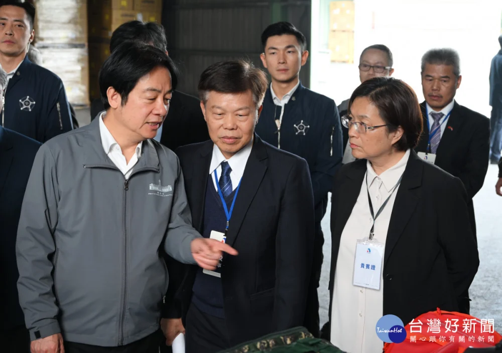 賴總統蒞臨彰化關心紡織產業，縣府籲中央加強支持傳統產業轉型。圖／彰化縣政府提供