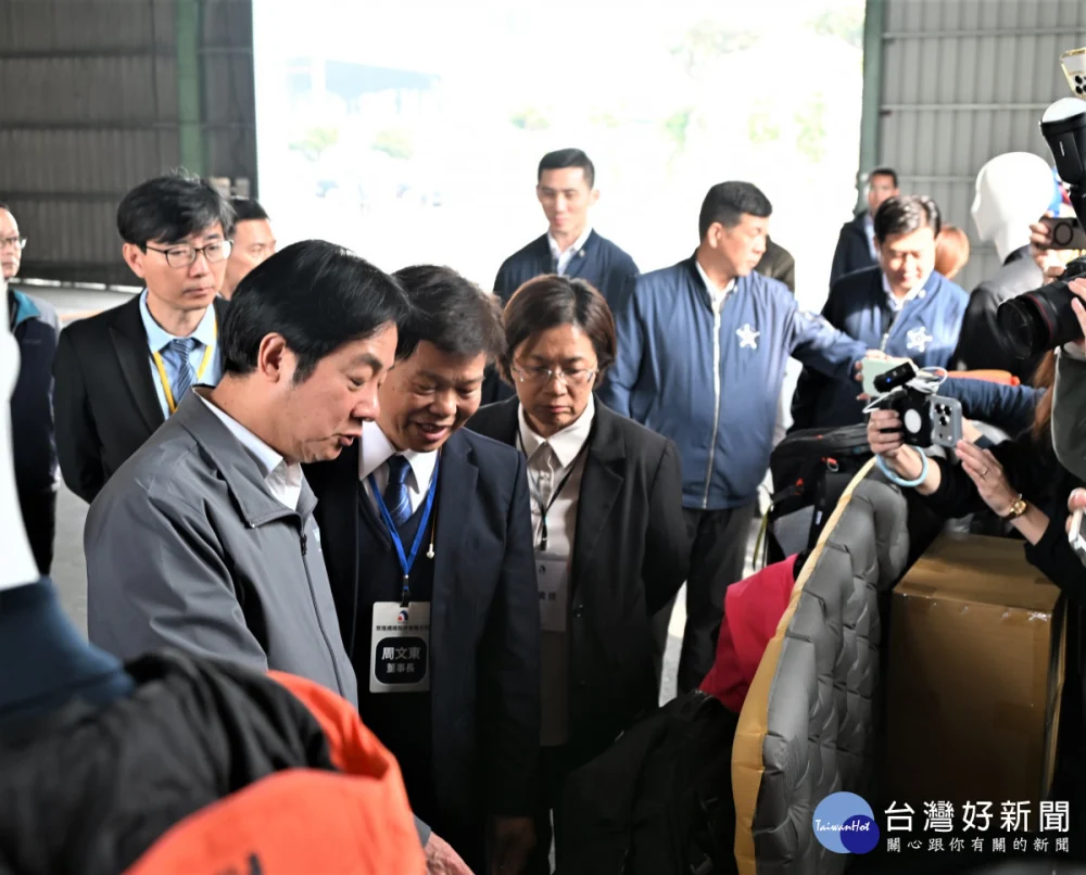 賴總統蒞臨彰化關心紡織產業，縣府籲中央加強支持傳統產業轉型。圖／彰化縣政府提供