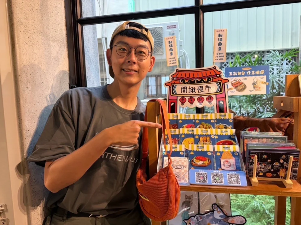 曾面臨職涯卡關的劉哲凱，透過職業訓練成功轉型，打造人氣網紅店家，創下百萬業績。