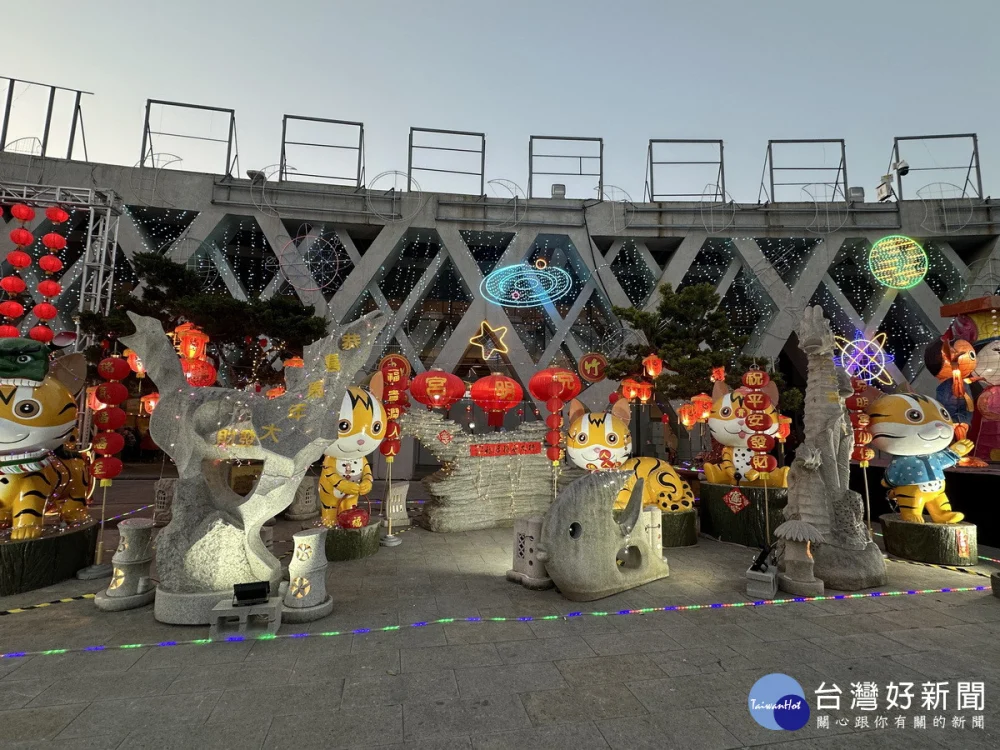 克明宮石虎造型可愛。(記者扶小萍攝)