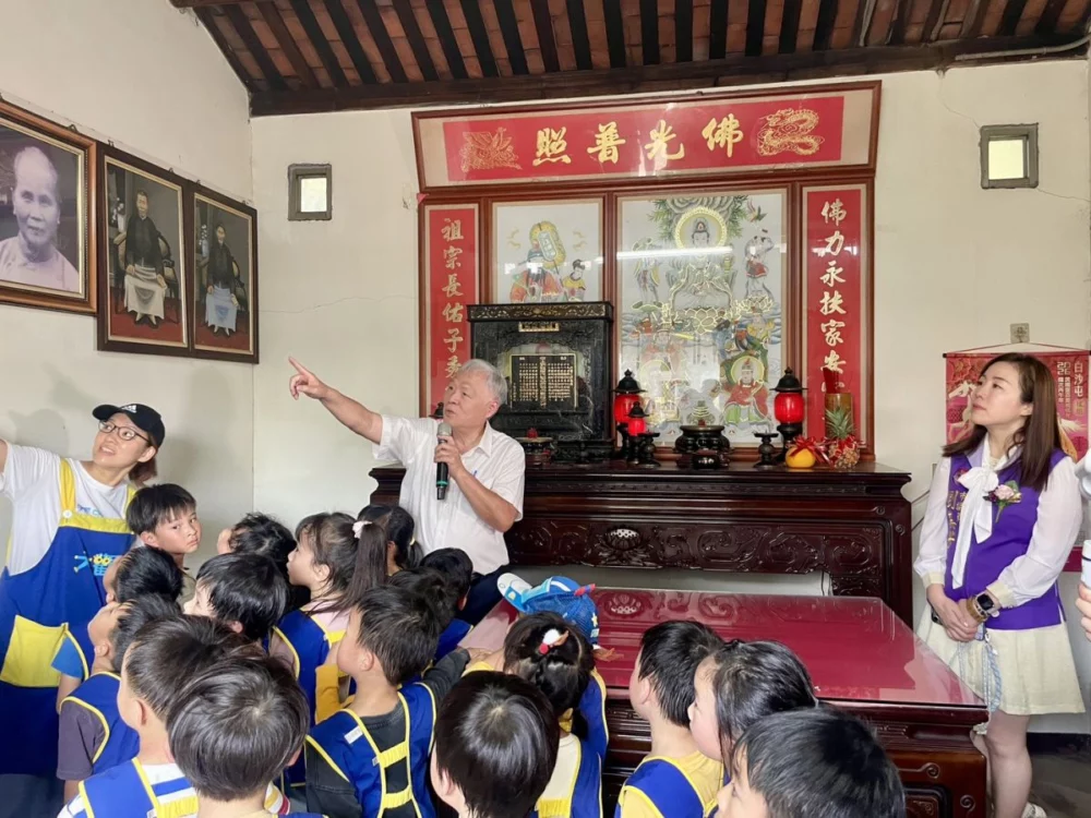 劉美芳辦茉香童行走進古厝　學童探訪百年文化記憶