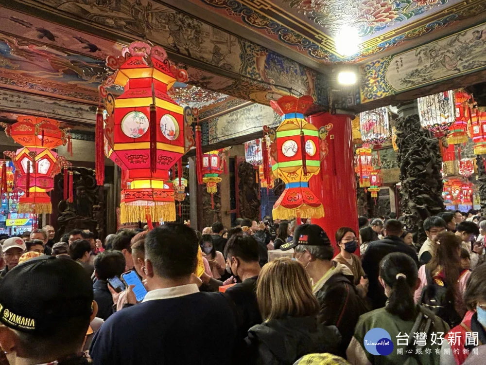 小過年民間浪漫有趣流傳　偷拔蔥嫁好尪、跳田古、娶好某