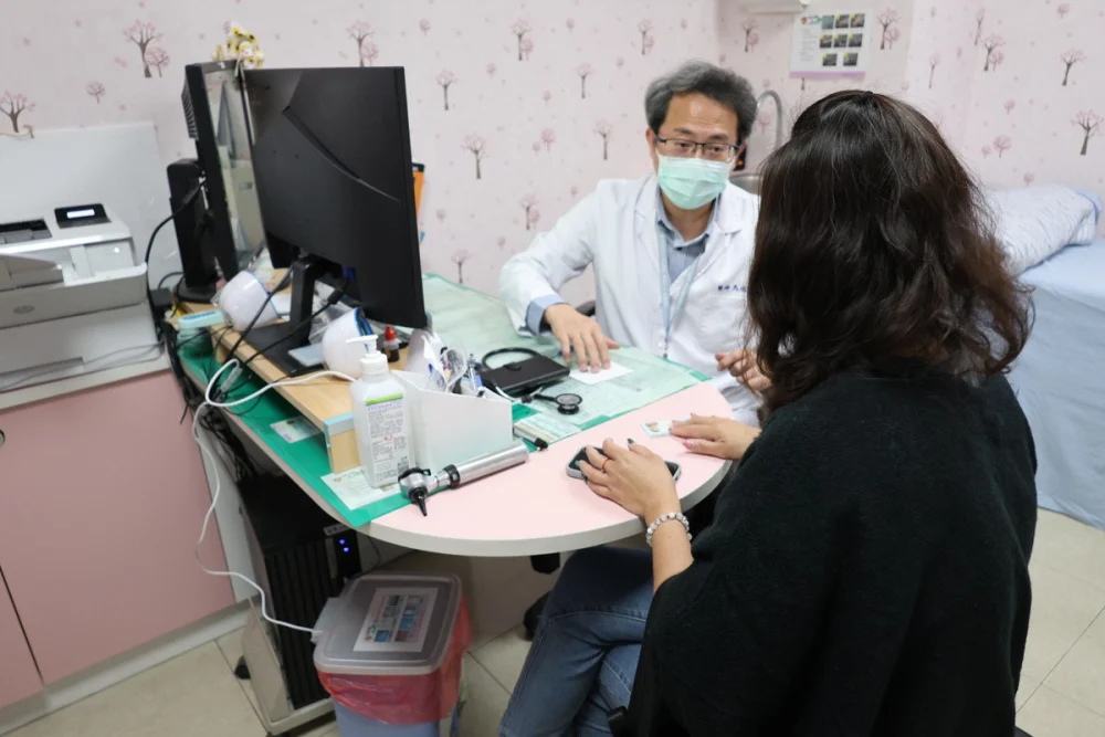 家族聚餐后喉嚨痛如刀割  「食人菌」爆家族群聚感染 