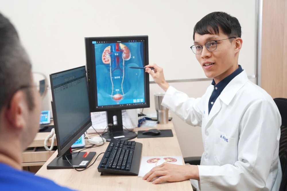 中壢天祥醫院陳柏翰醫師提醒熟男留意排尿問題　頻尿夜尿恐與攝護腺有關