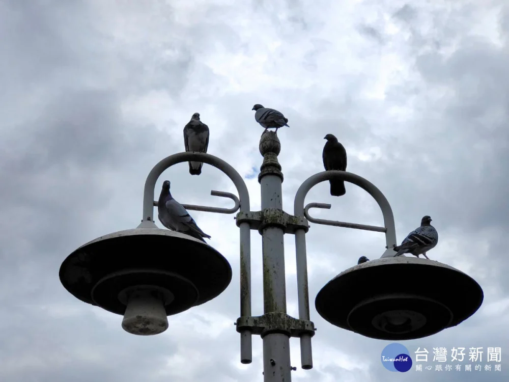 中部以北有雨　清明連假鋒面徘徊恐有強對流
