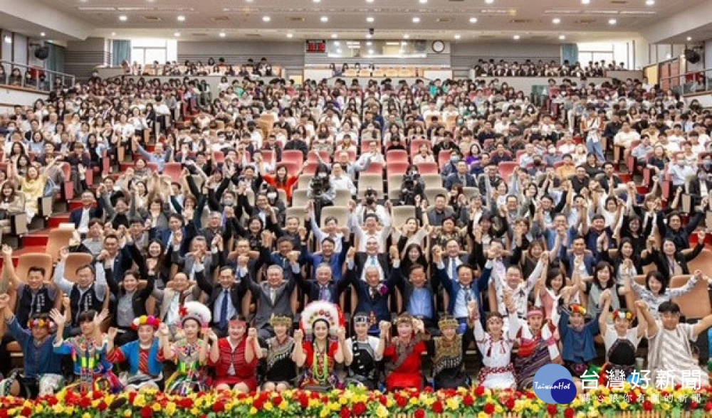 朝陽科大致力永續成果豐碩 師生喜迎32周年校慶