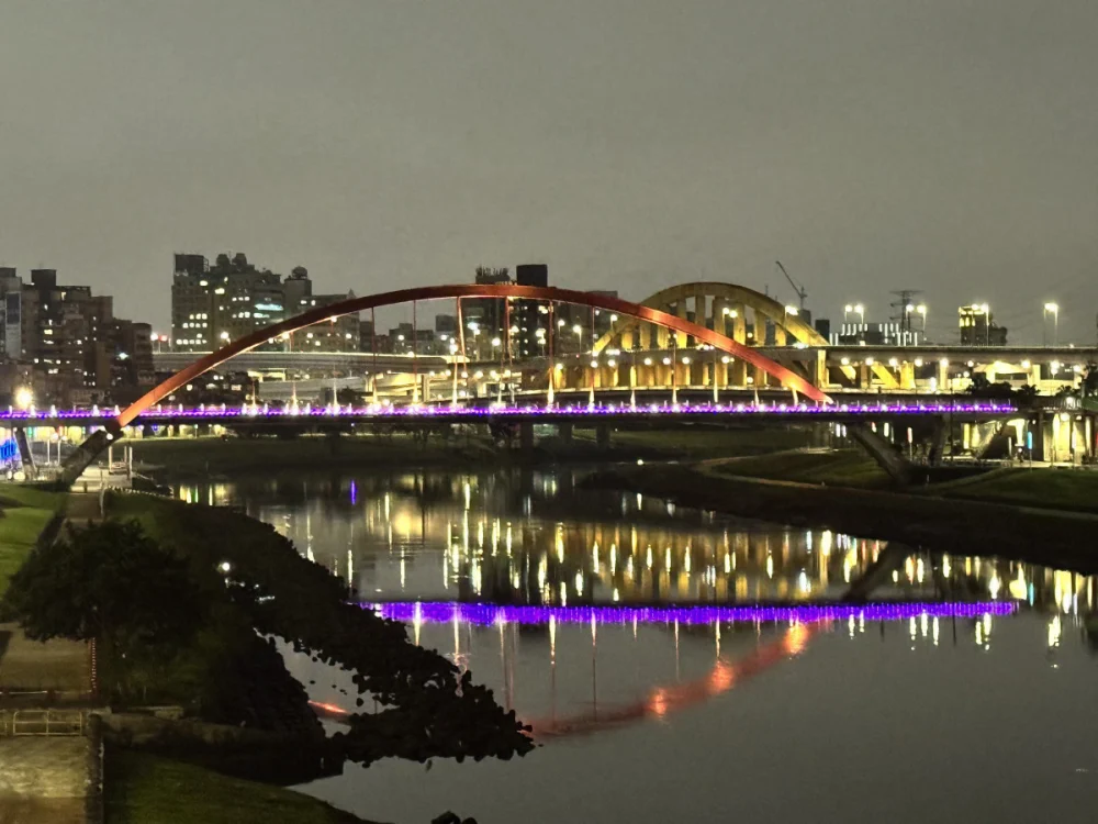 成美長壽橋光環境再升級　4月連假浪漫約會新地標