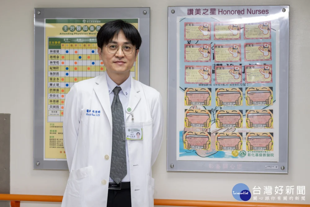 林聖皓主任指出,謝先生2017年化療初期即中風致半身不遂,面對低存活率與重度失能,仍不放棄,選擇持續化療,堅定為生命奮力一搏。圖/彰基提供