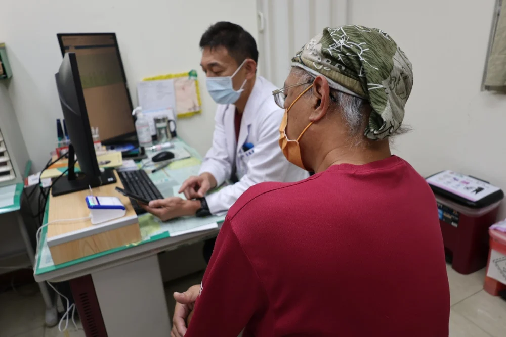 男子沒不舒服卻被驗出糖尿病 喝罐可樂血糖陡升100 mg/dL