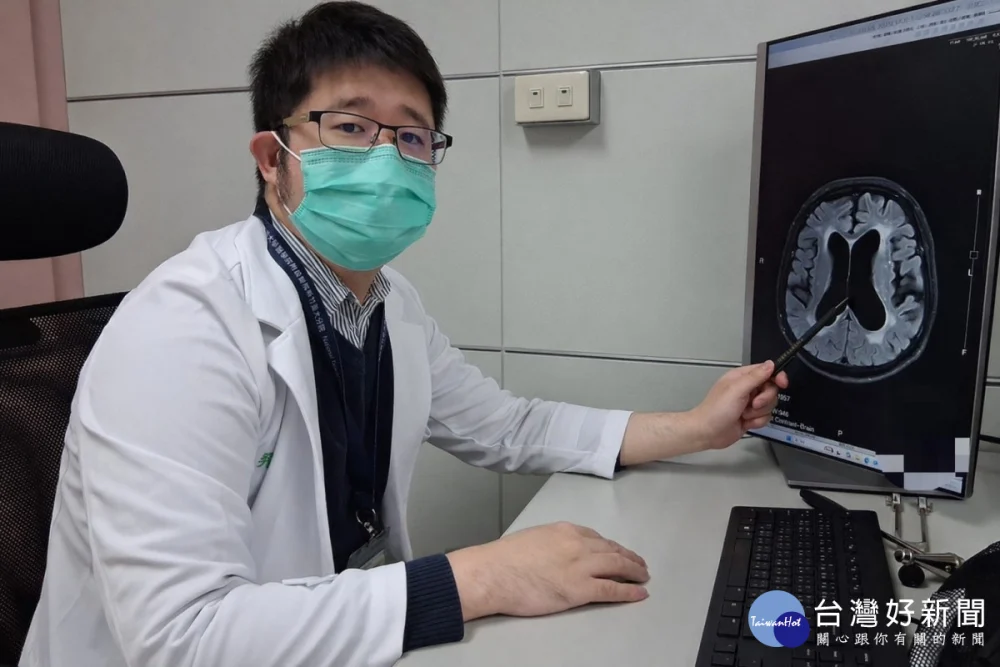 走路出現「磁性步態」　醫：常壓性水腦症警訊